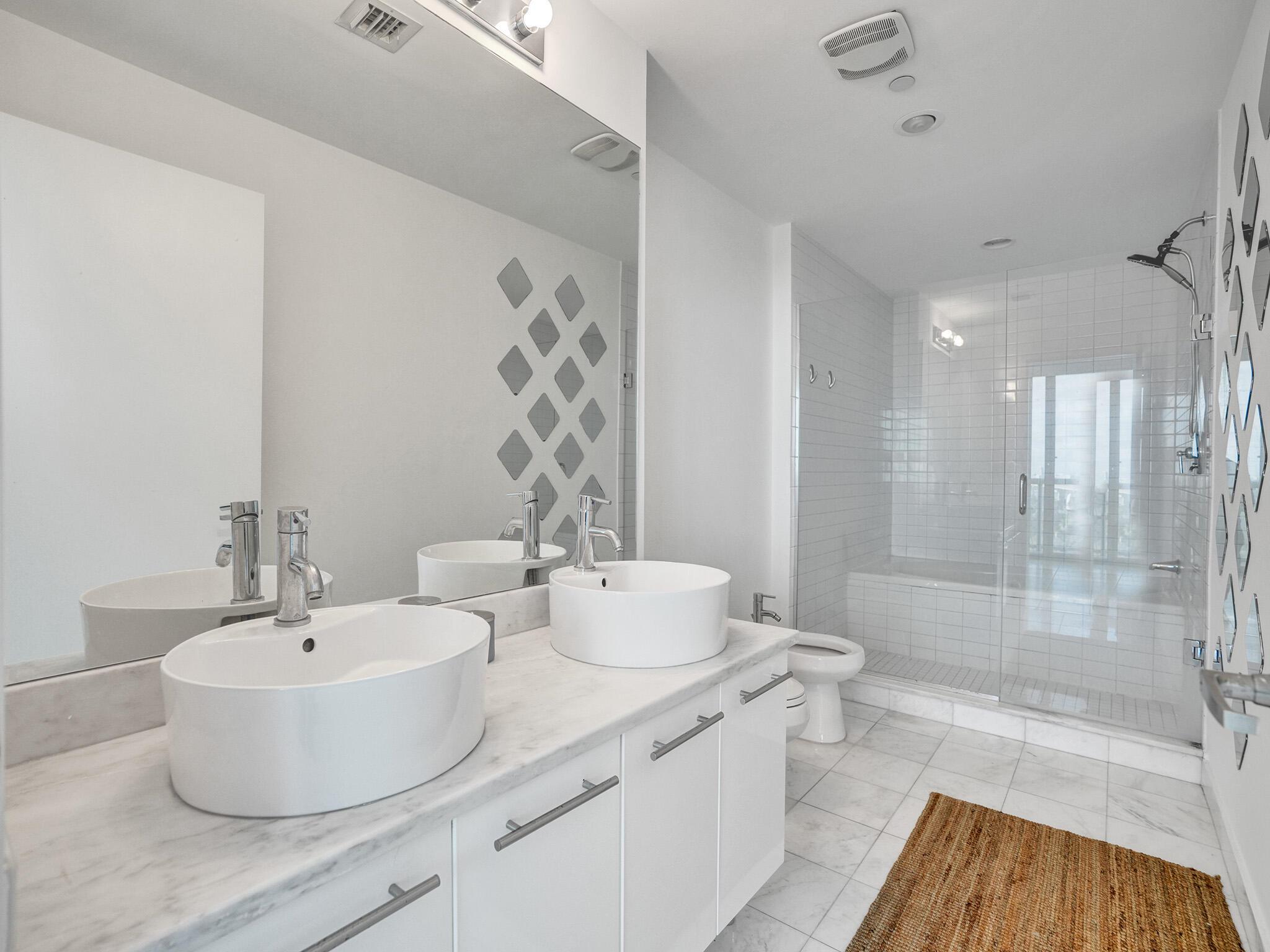 image Marinablue Condo17