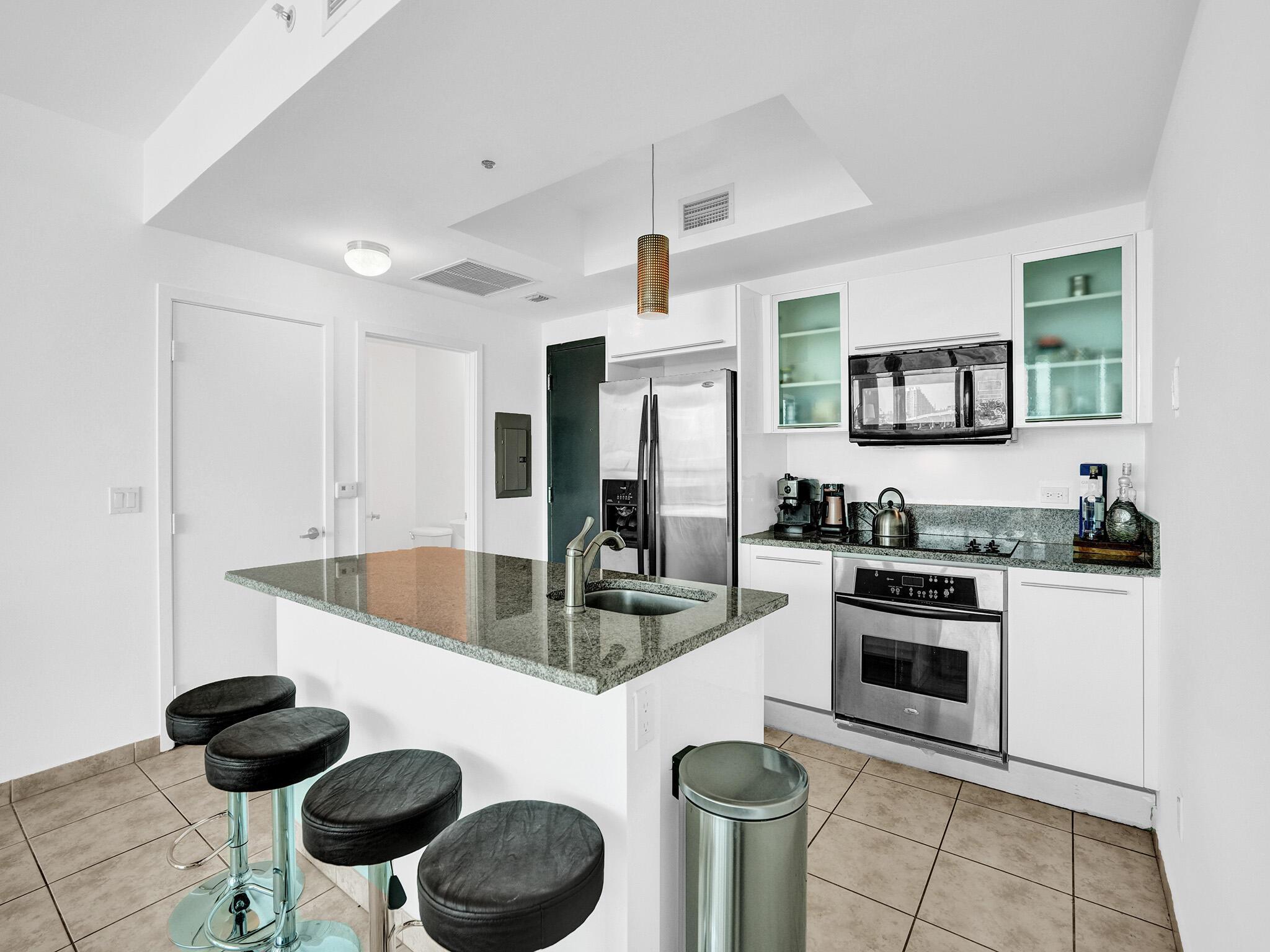 image Marinablue Condo2