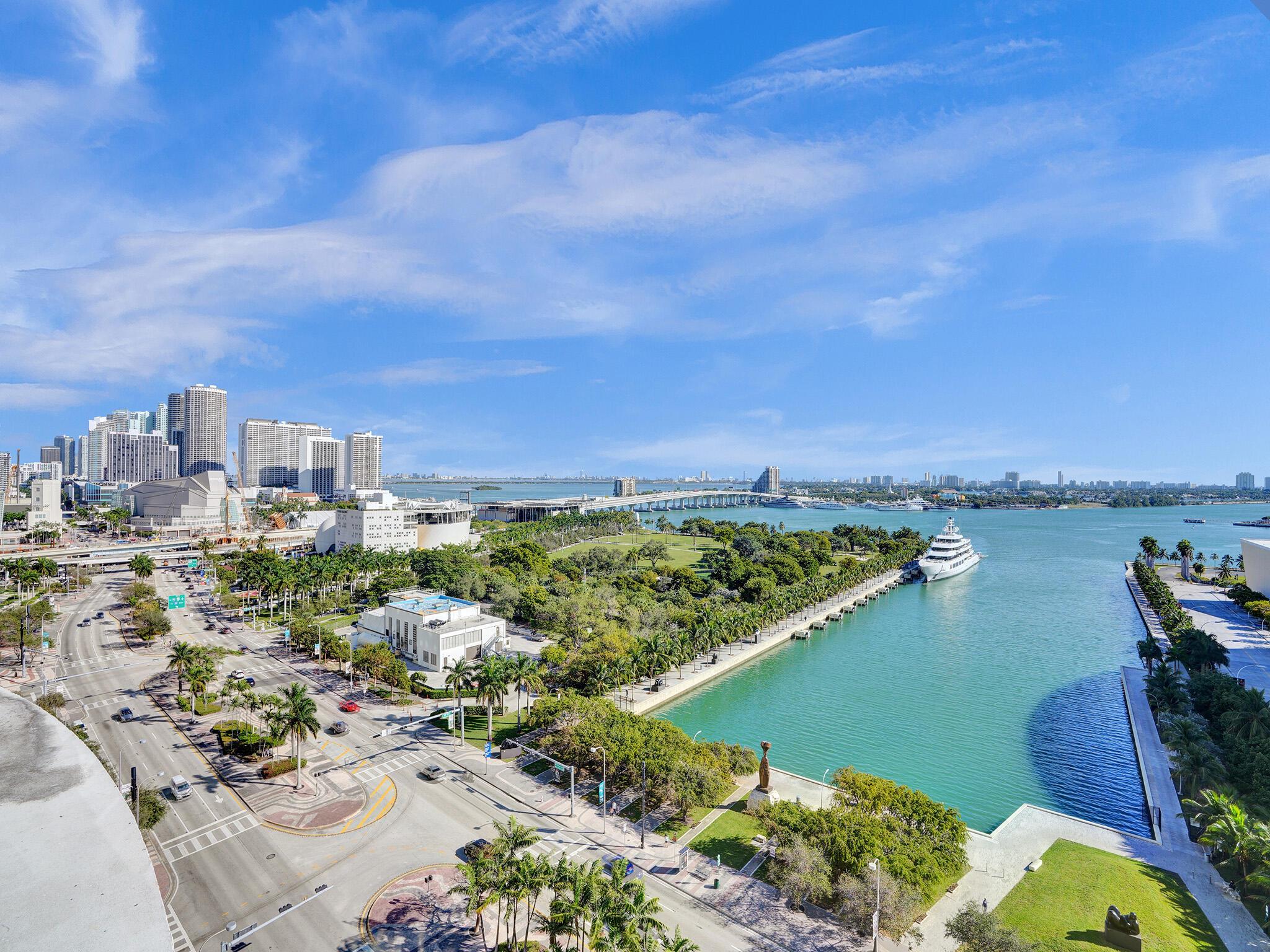 image Marinablue Condo41