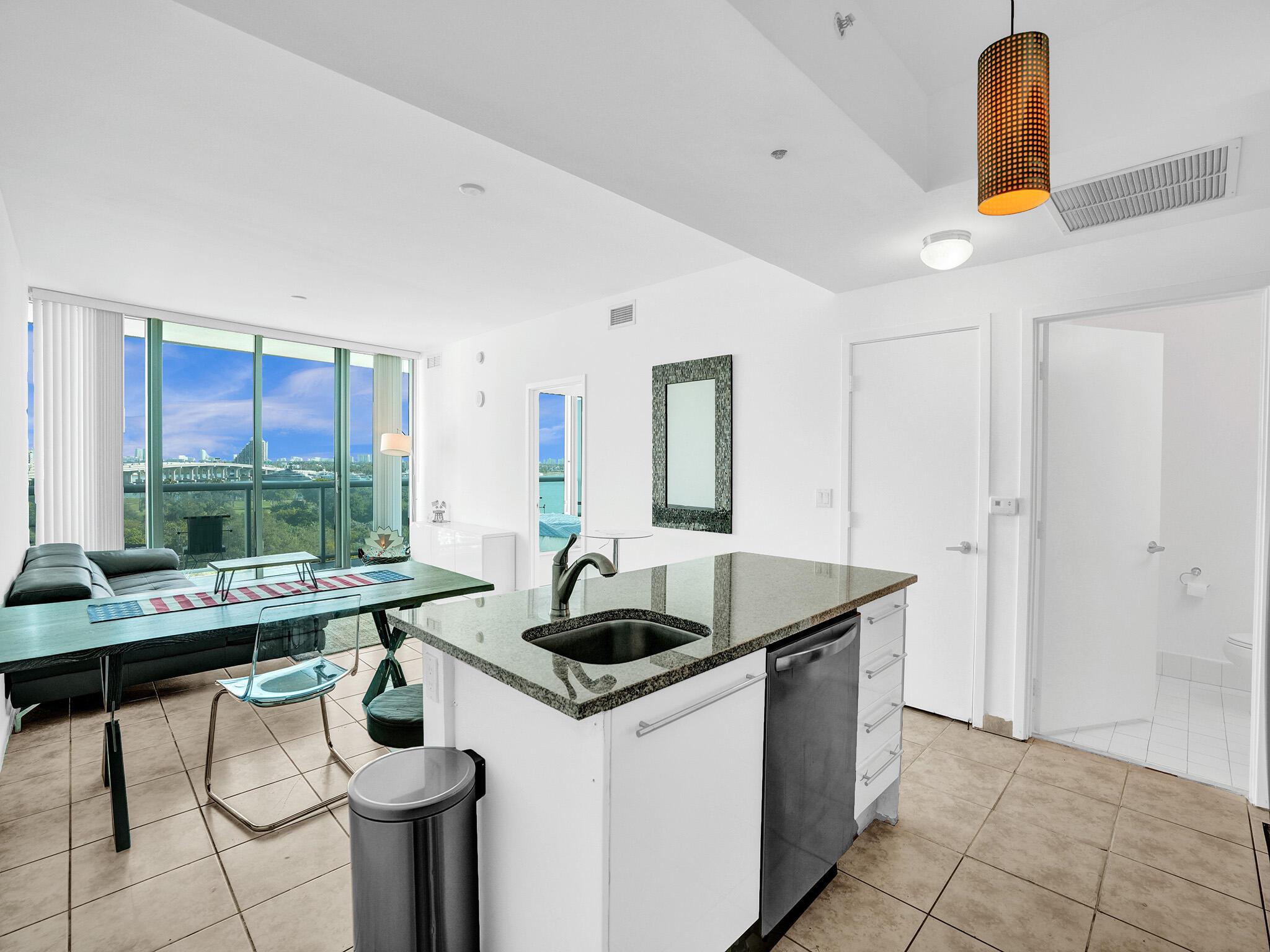 image Marinablue Condo5