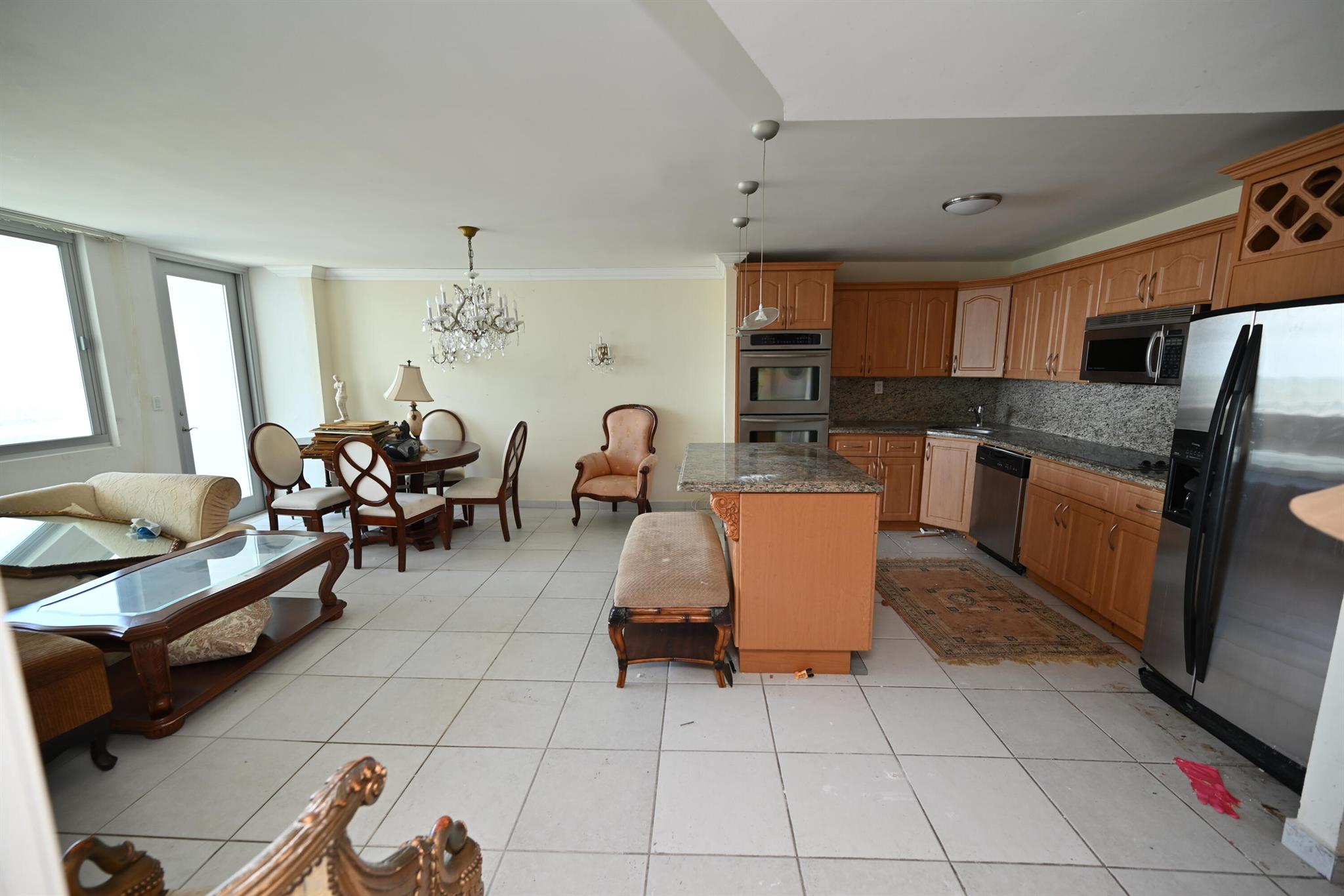 7135 Collins Ave #1603,Miami Beach, FL 33141