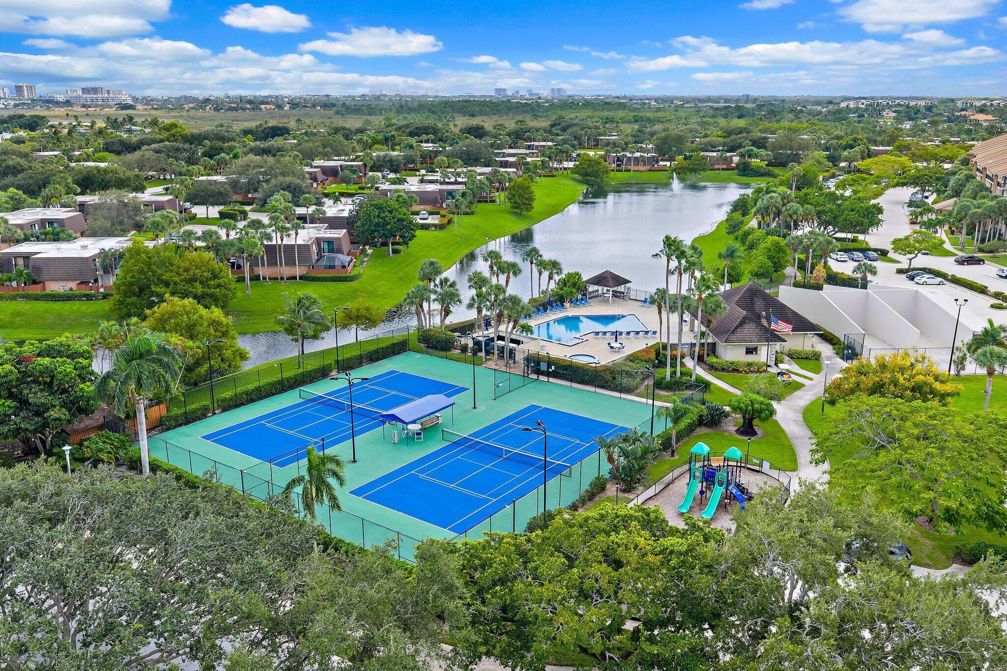 1514 15th Ct Jupiter, FL 33477