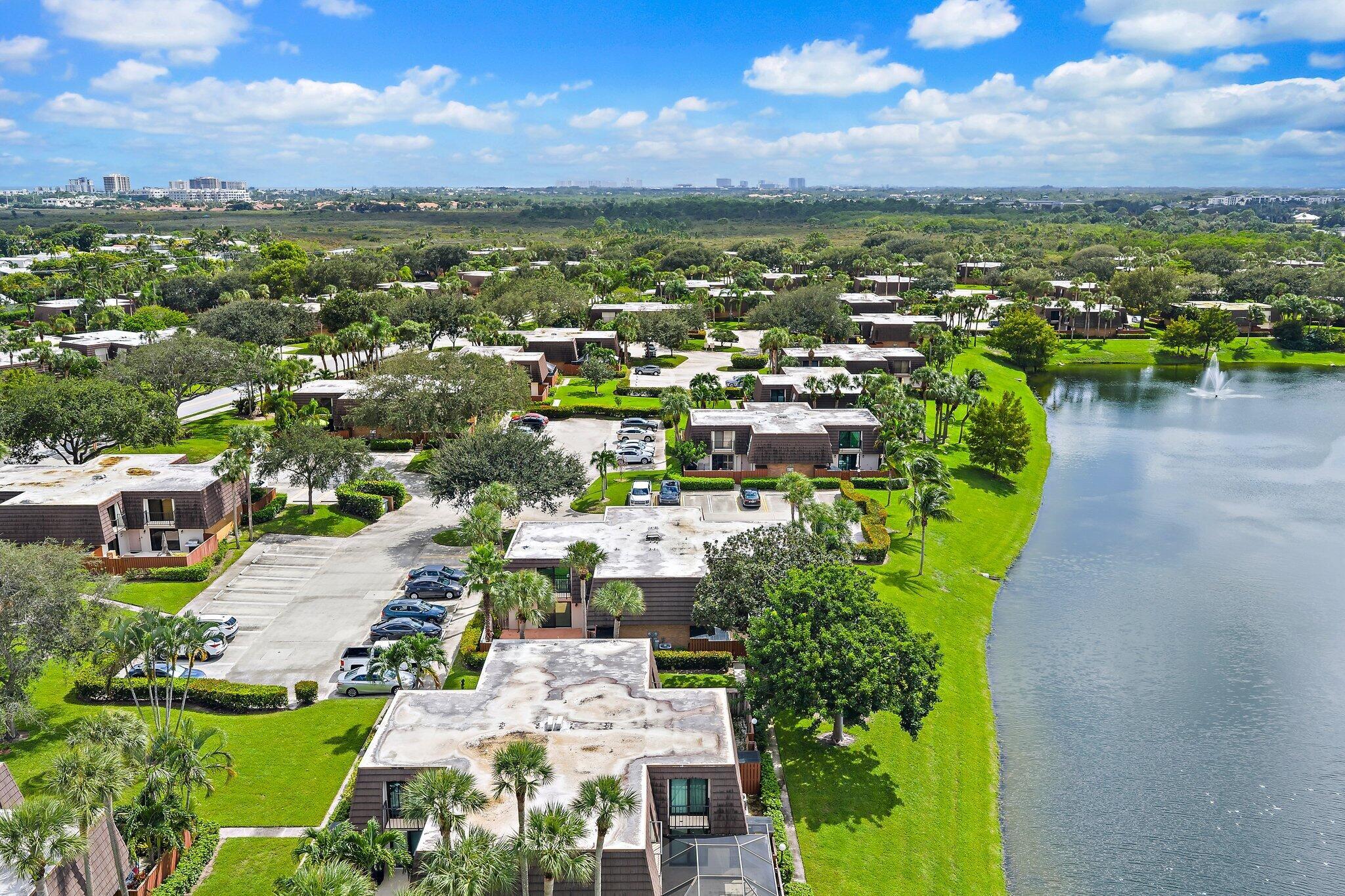 1514 15th Ct Jupiter, FL 33477