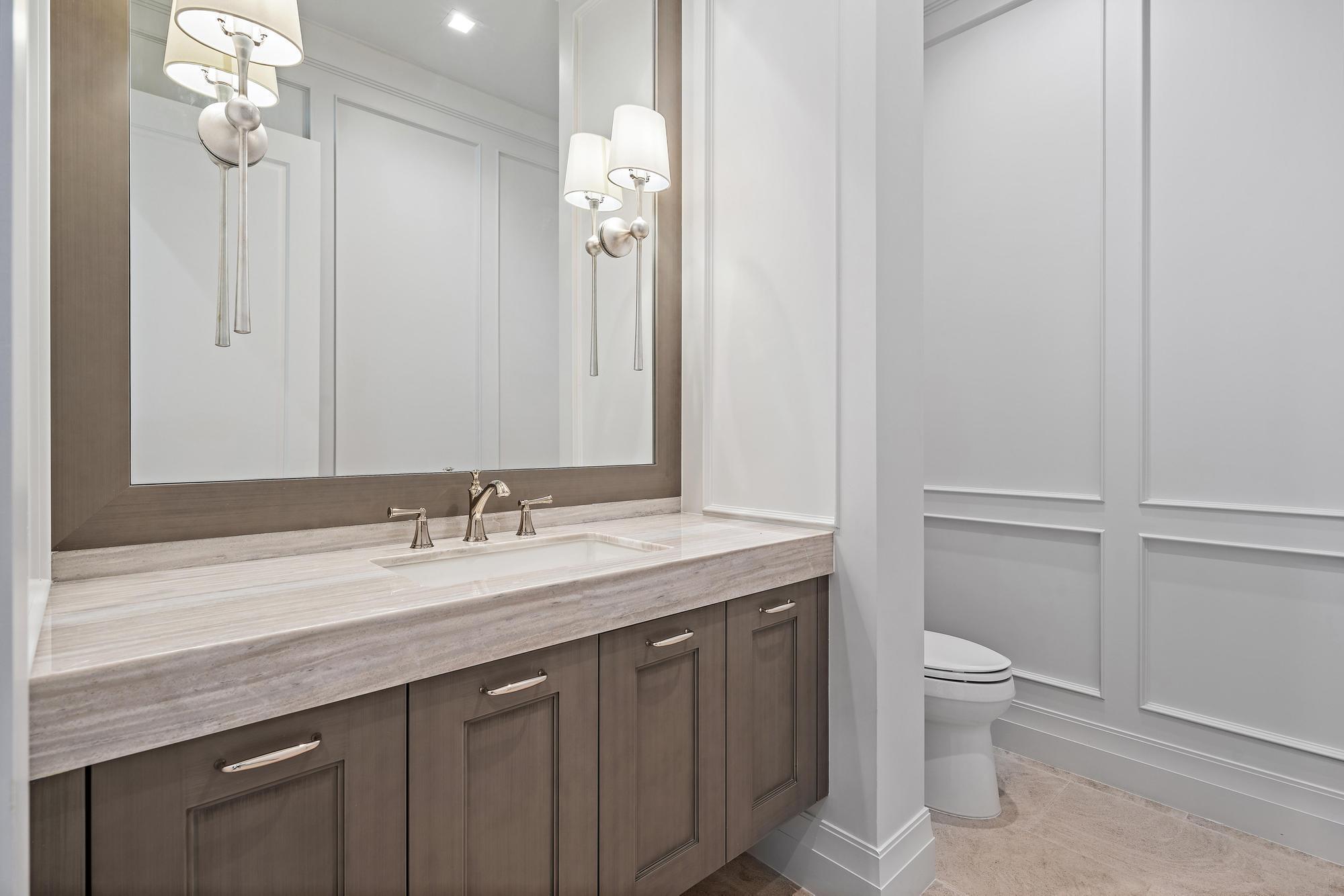 2917 Bluewater Cv Gulfstream, FL 33483