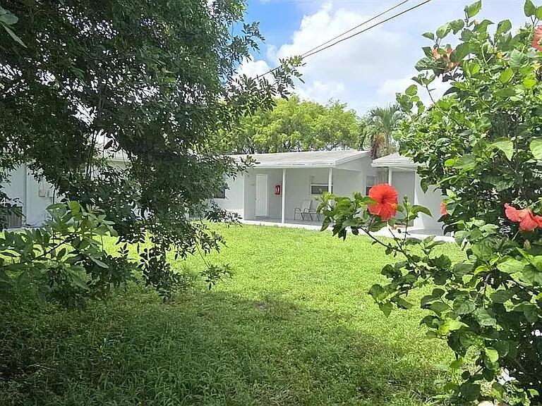 2632 NW 18th St #2638