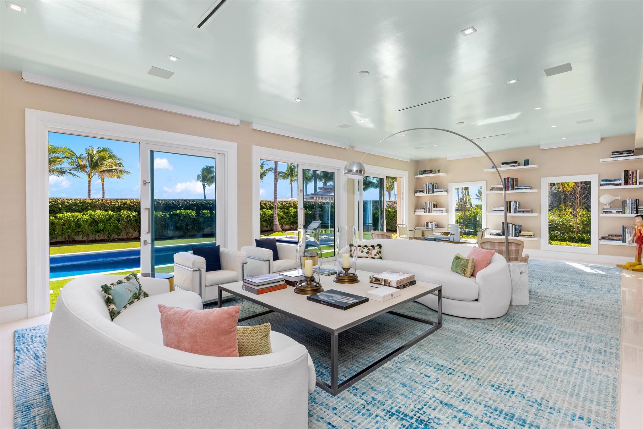 870 S Ocean Blvd Palm Beach, FL 33480