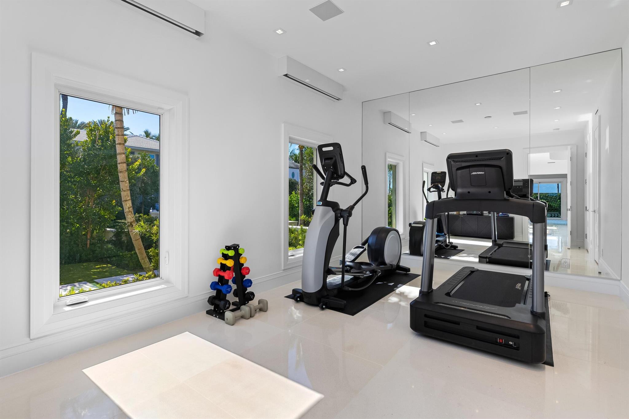 870 S Ocean Blvd Palm Beach, FL 33480