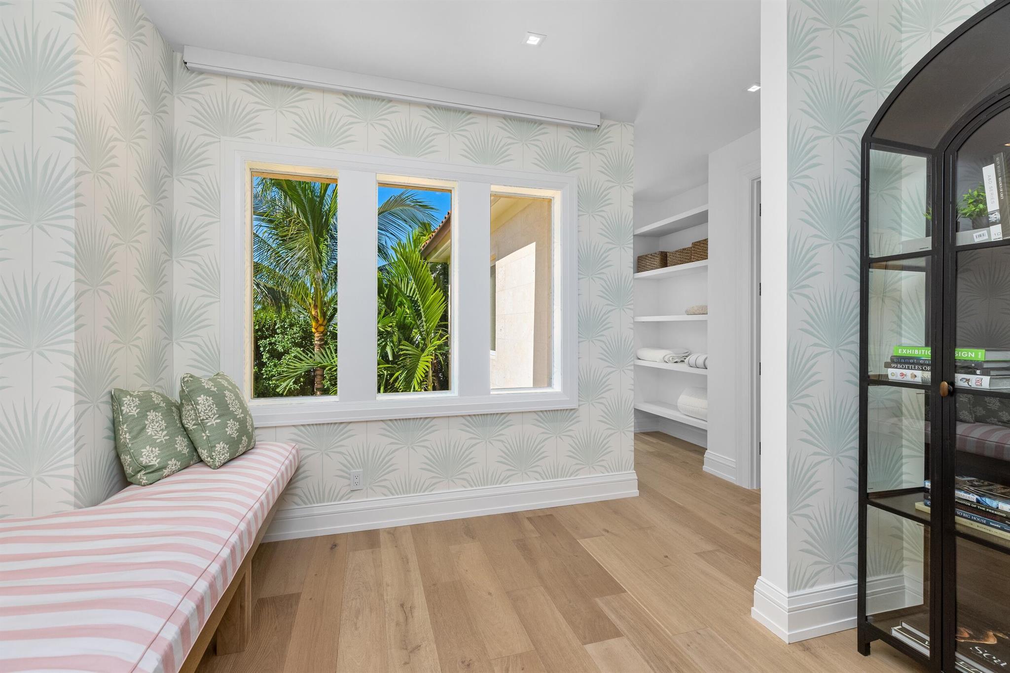 870 S Ocean Blvd Palm Beach, FL 33480