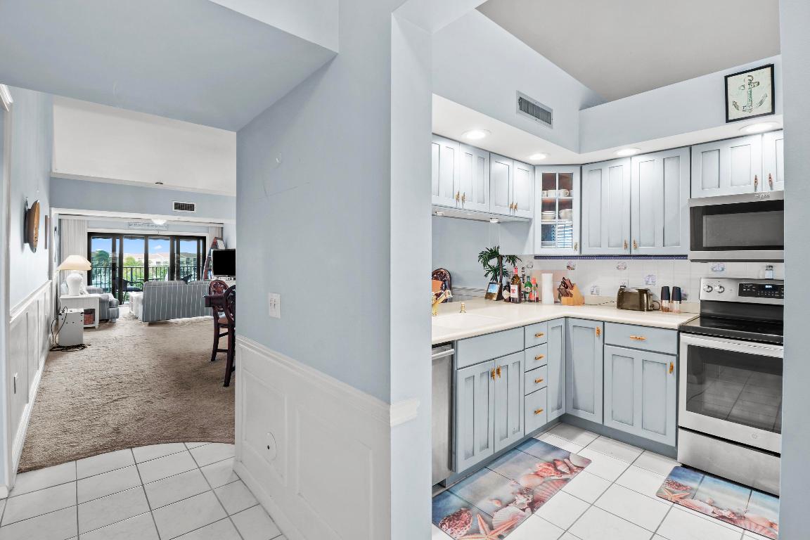 901 Seafarer #503 Jupiter, FL 33477