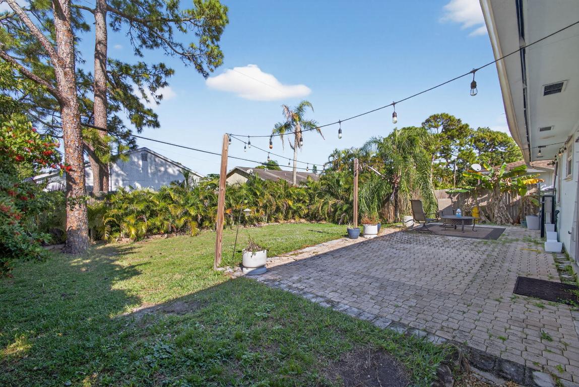 6103 Ebert Jupiter, FL 33458