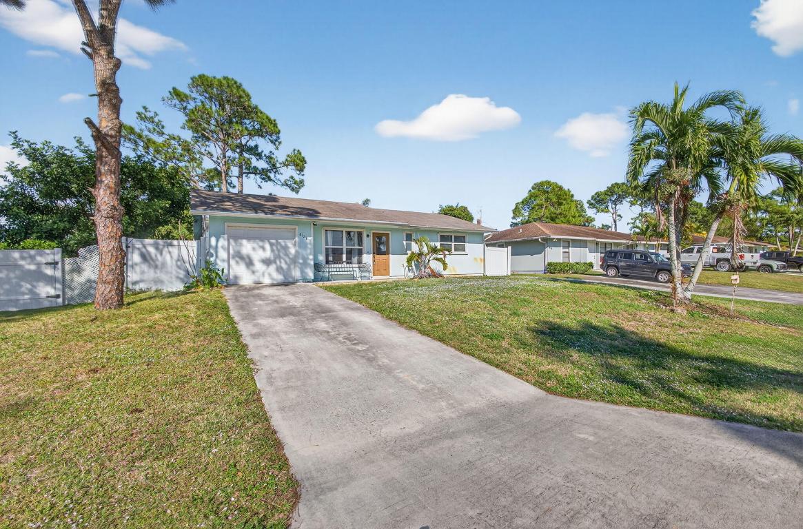 6103 Ebert Jupiter, FL 33458