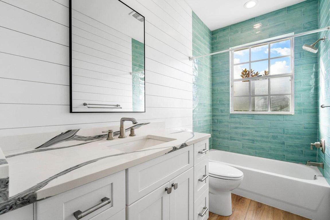 291 Marlberry Jupiter, FL 33458