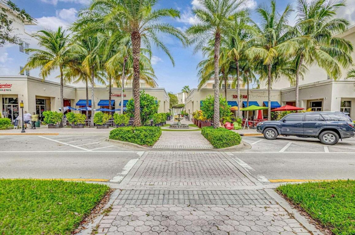 4736 Chancellor #11 Jupiter, FL 33458