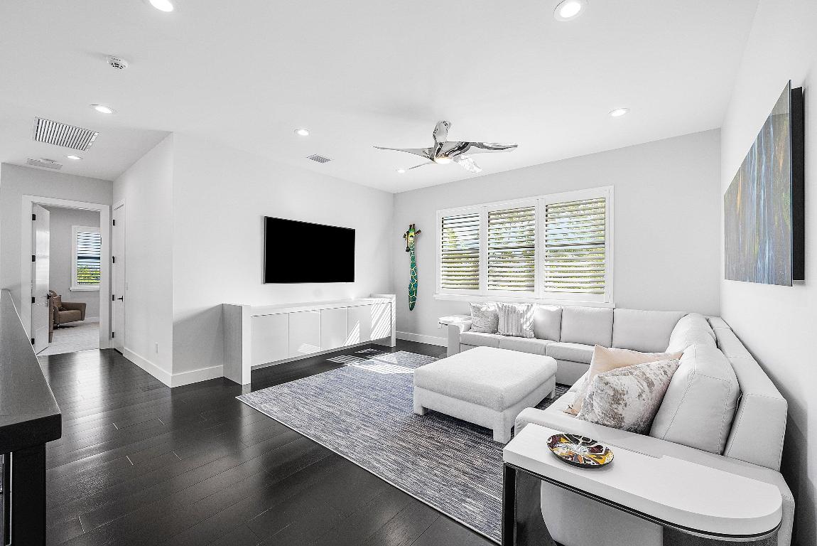 9569 Vescovato Boca Raton, FL 33496