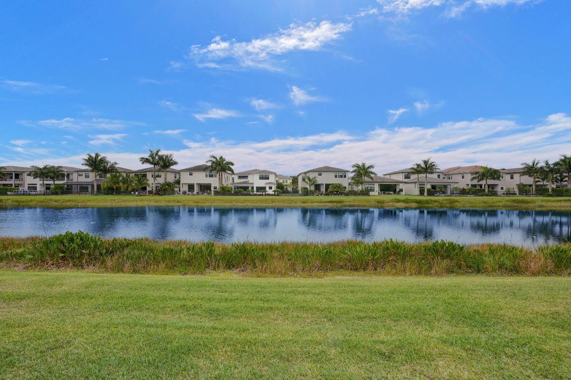 9052 Chauvet Boca Raton, FL 33496