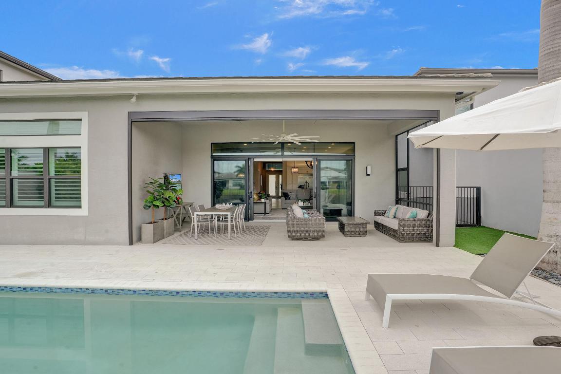 9052 Chauvet Boca Raton, FL 33496