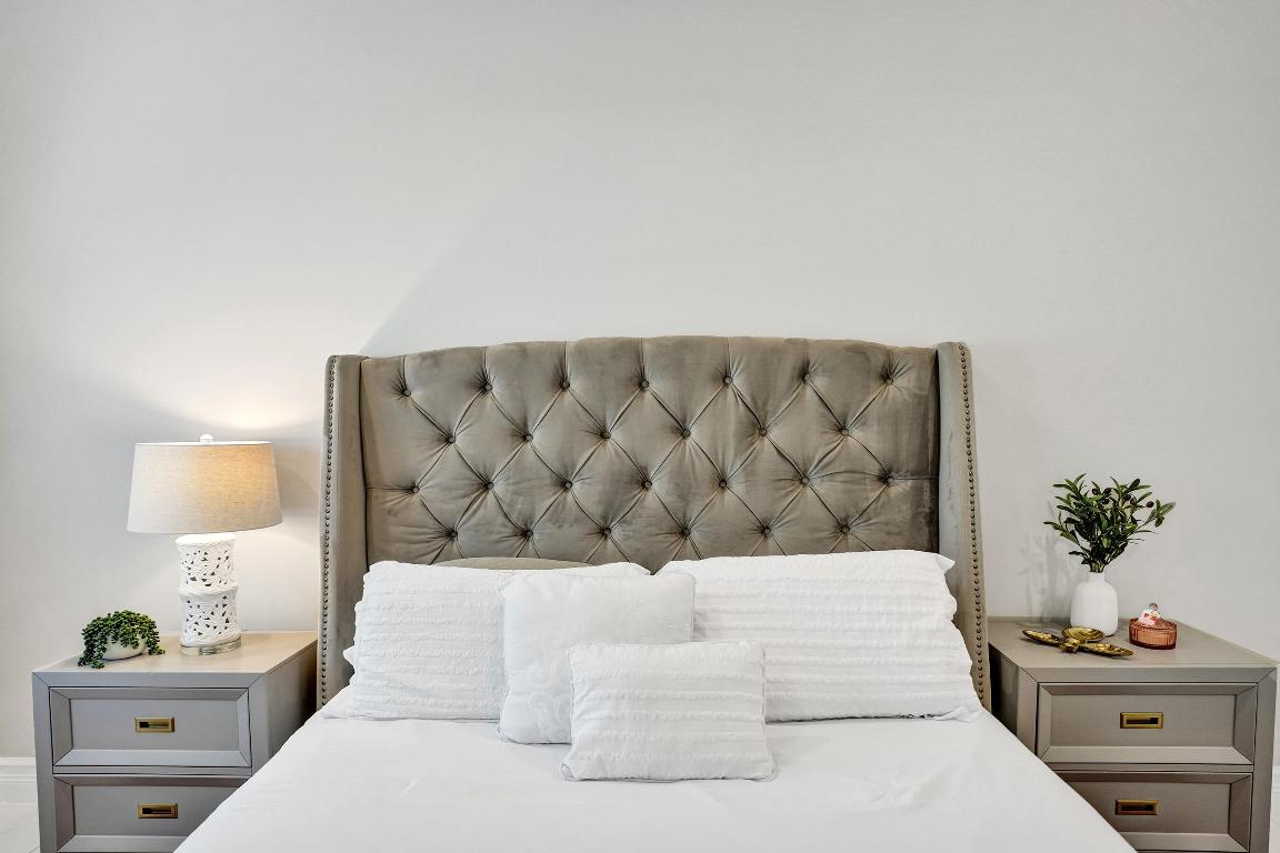 9052 Chauvet Boca Raton, FL 33496