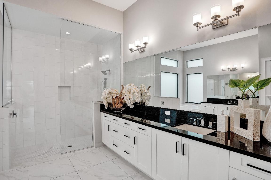 9052 Chauvet Boca Raton, FL 33496