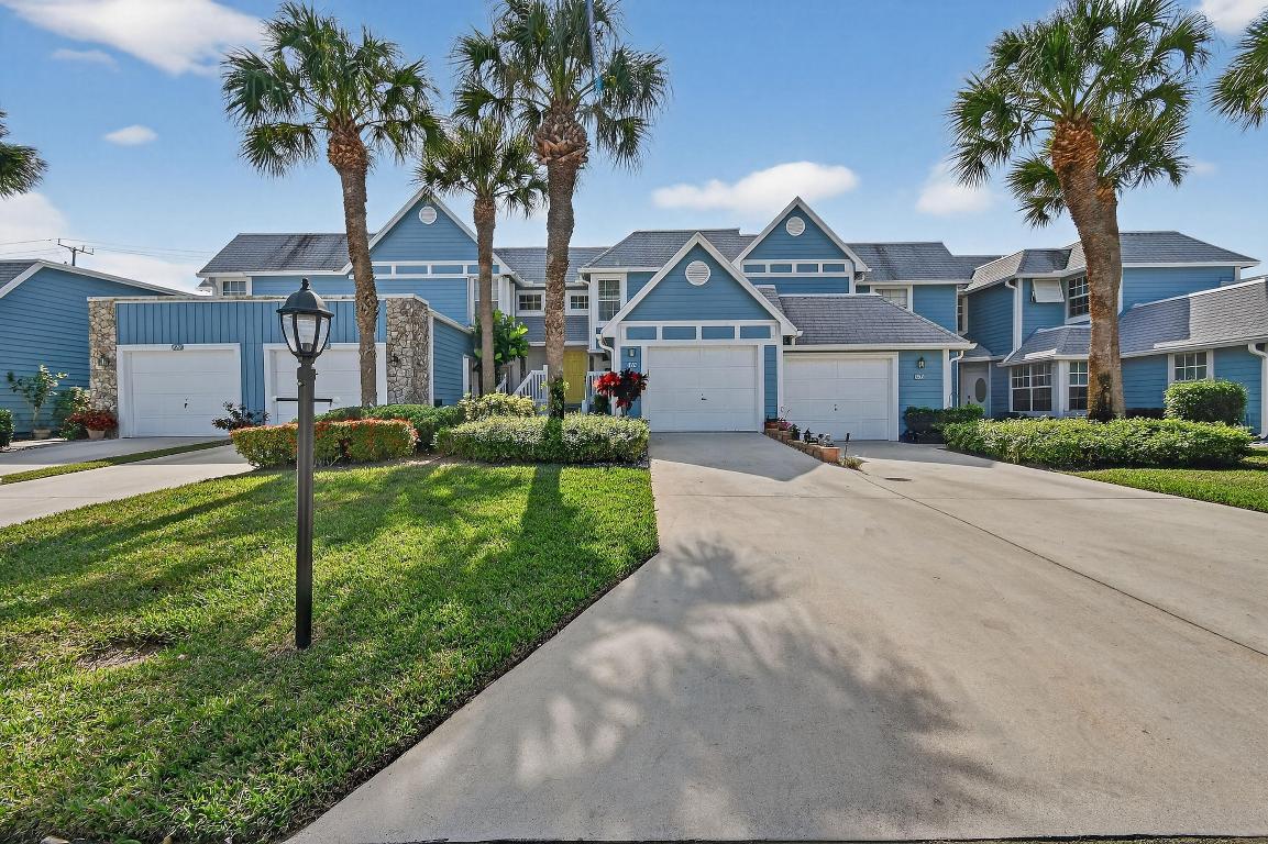 818 Ocean Dunes