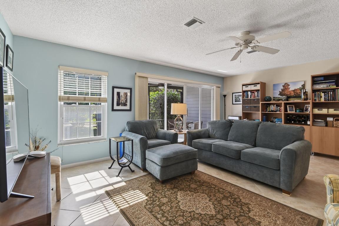 818 Ocean Dunes Jupiter, FL 33477