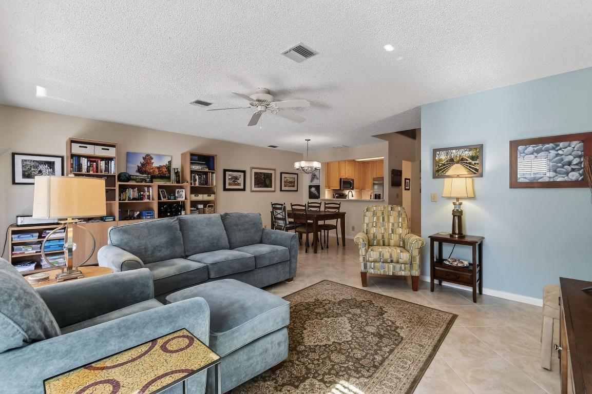 818 Ocean Dunes Jupiter, FL 33477
