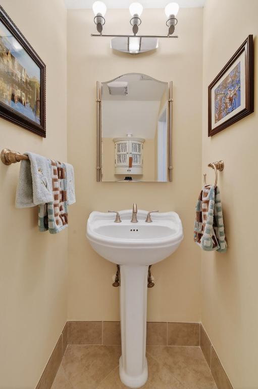 818 Ocean Dunes Jupiter, FL 33477