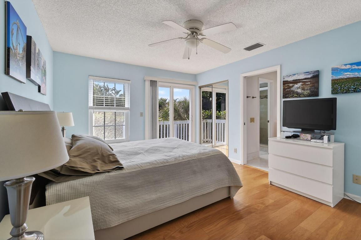 818 Ocean Dunes Jupiter, FL 33477