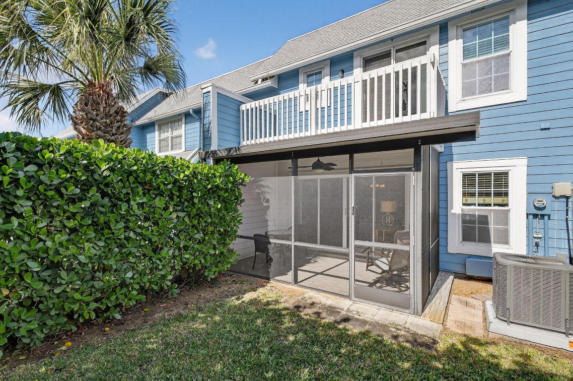 818 Ocean Dunes Jupiter, FL 33477