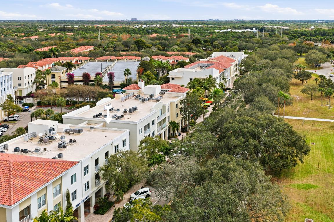 1209 Main #301 Jupiter, FL 33458