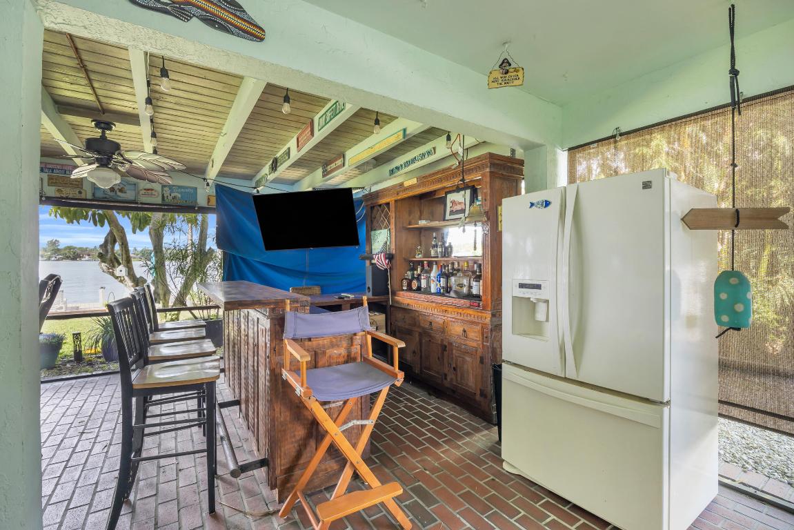 1305 Peninsular Jupiter, FL 33469