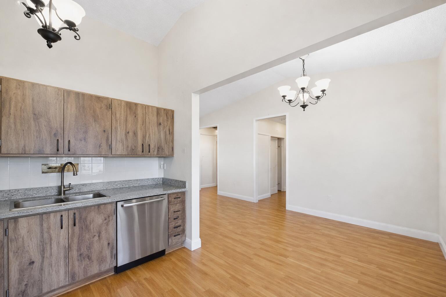 406 Lakewood #4a Jupiter, FL 33458