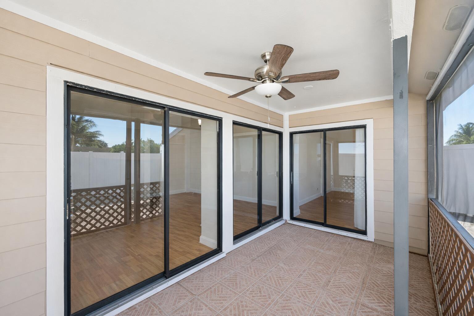 406 Lakewood #4a Jupiter, FL 33458