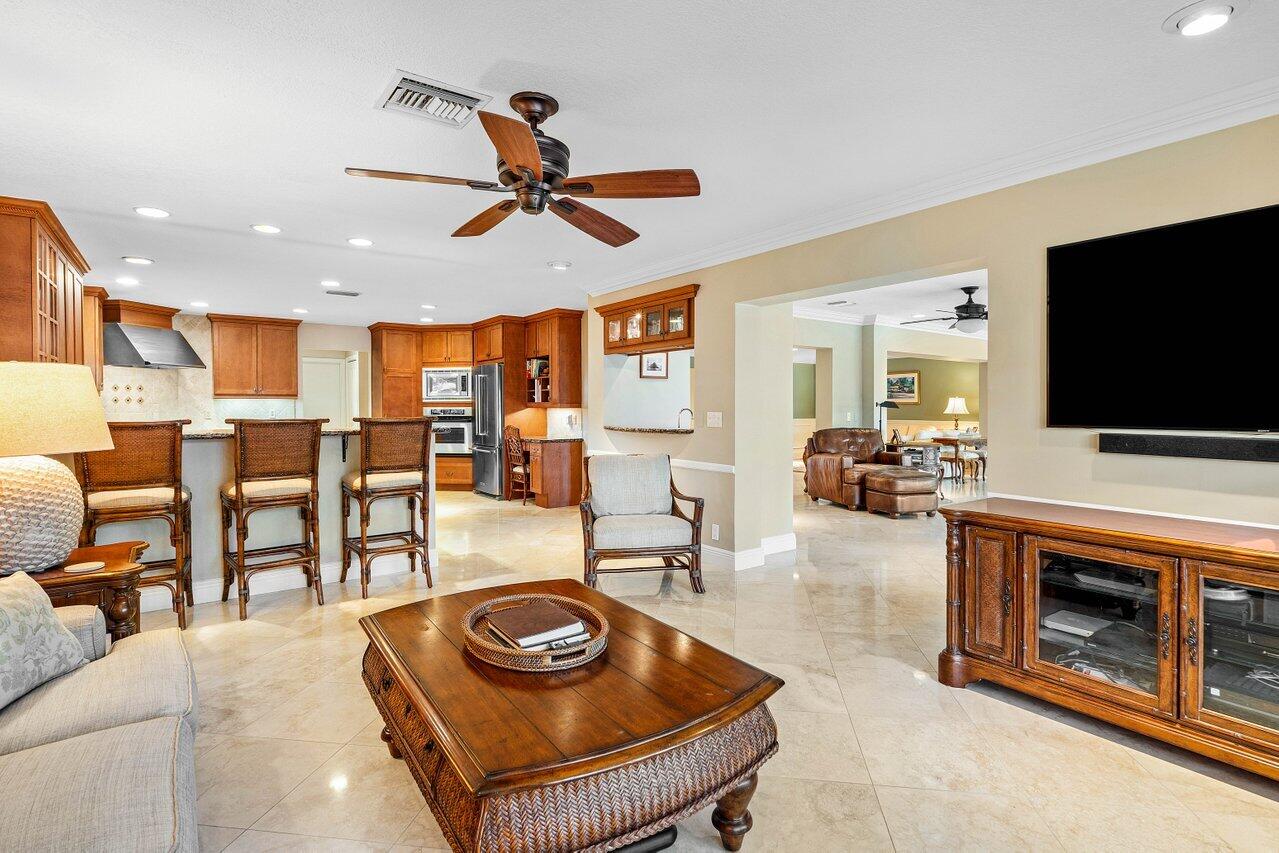 11943 Date Palm Boynton Beach, FL 33436