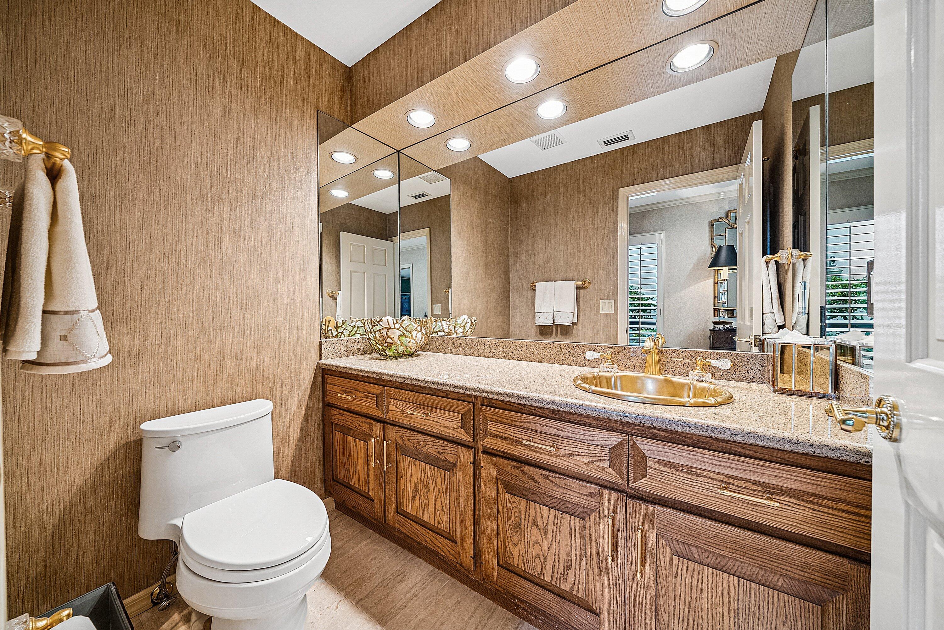 6110 N Ocean #40 Ocean Ridge, FL 33435