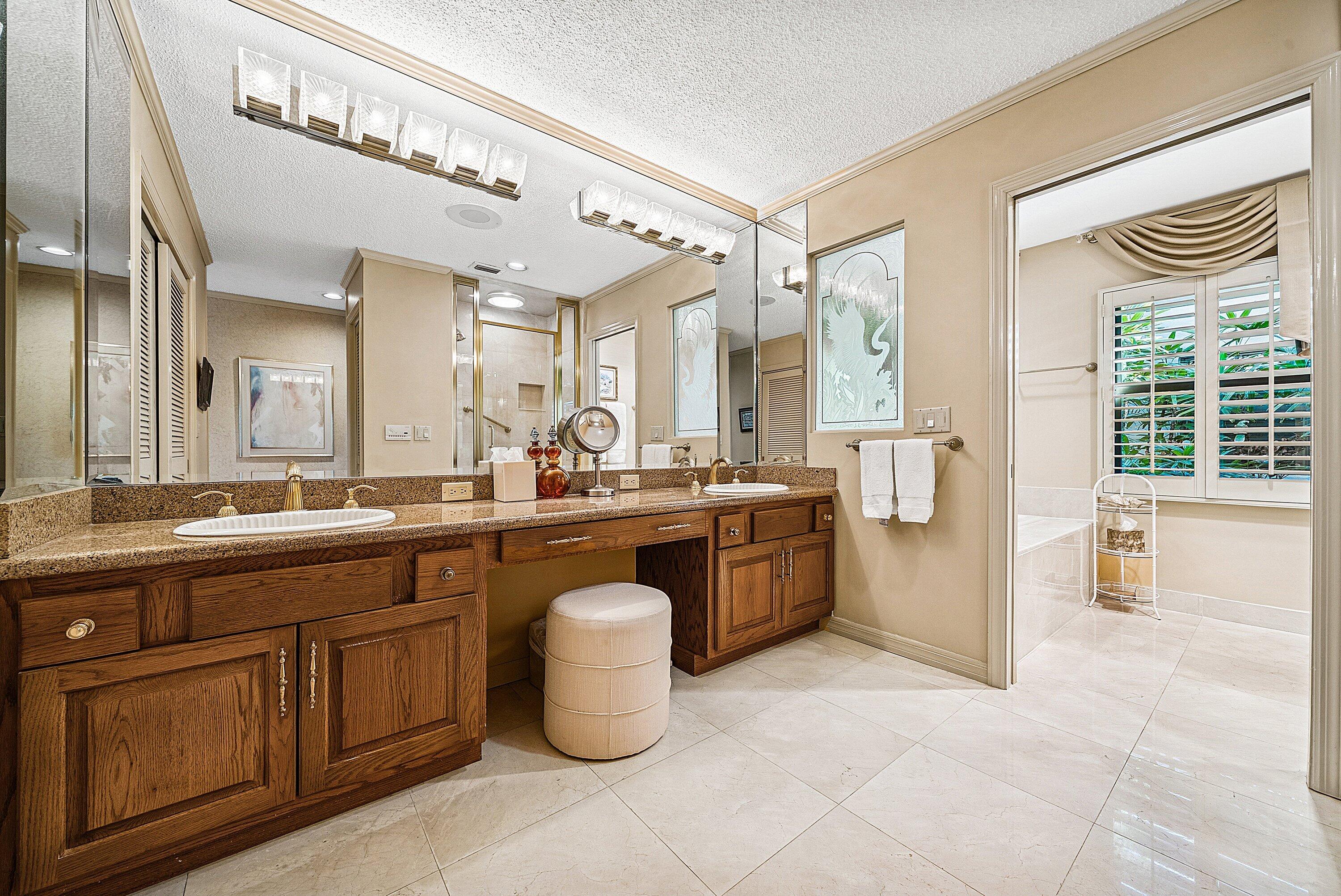 6110 N Ocean #40 Ocean Ridge, FL 33435