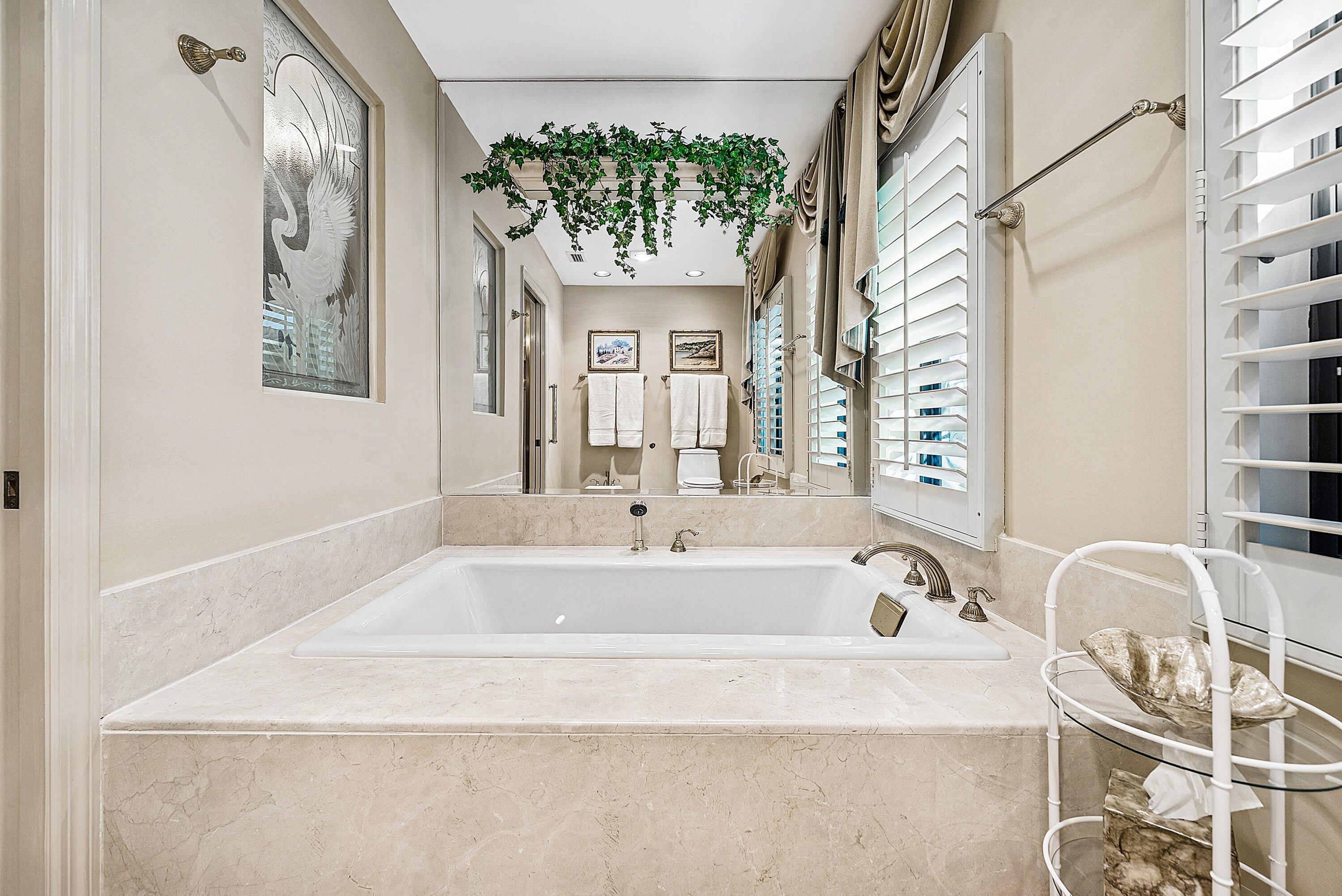 6110 N Ocean #40 Ocean Ridge, FL 33435