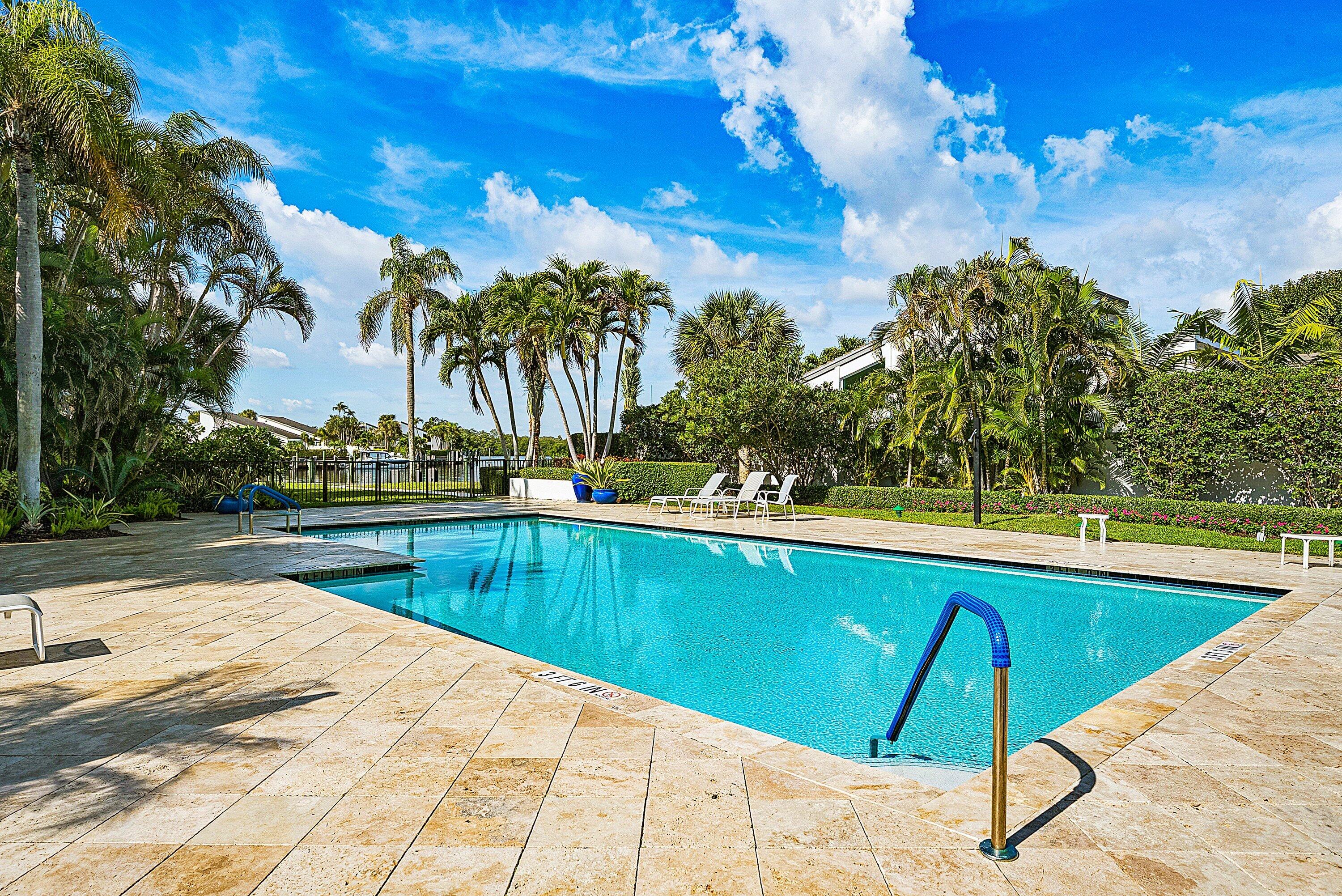 6110 N Ocean #40 Ocean Ridge, FL 33435