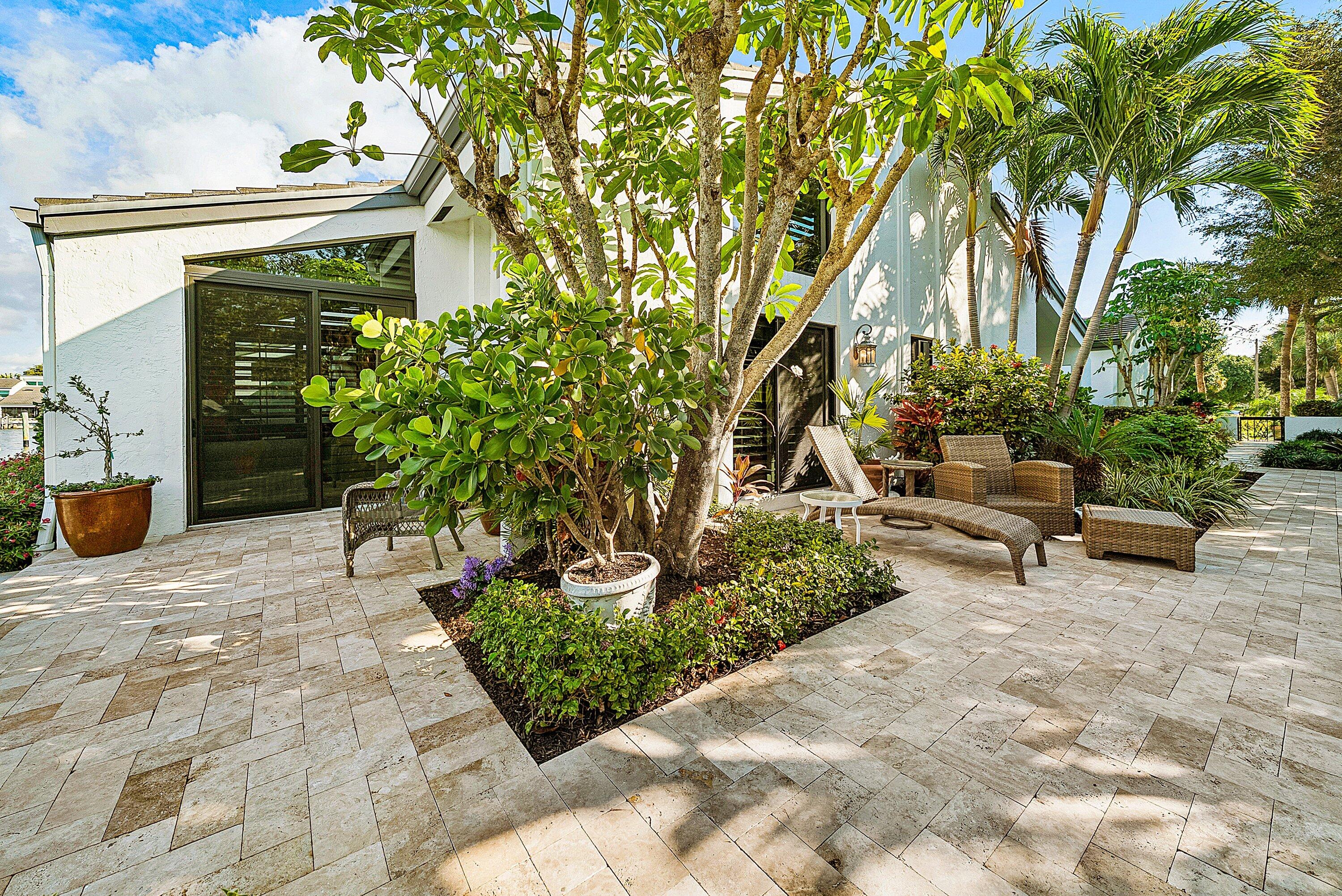 6110 N Ocean #40 Ocean Ridge, FL 33435