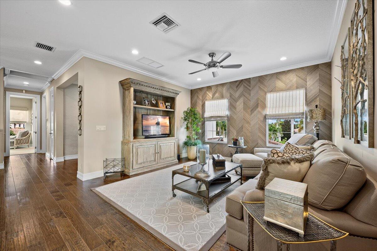 208 Lucia Jupiter, FL 33478