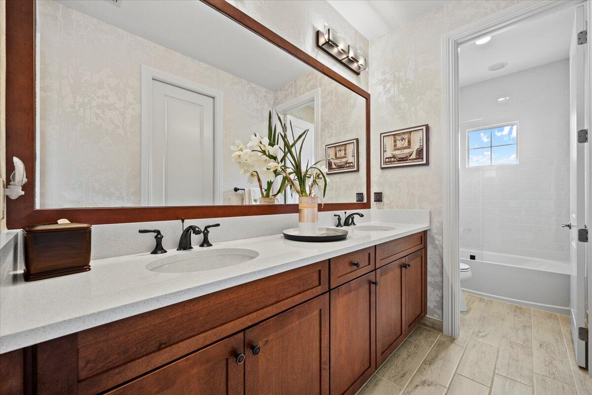 208 Lucia Jupiter, FL 33478