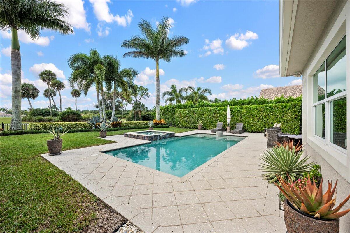 208 Lucia Jupiter, FL 33478