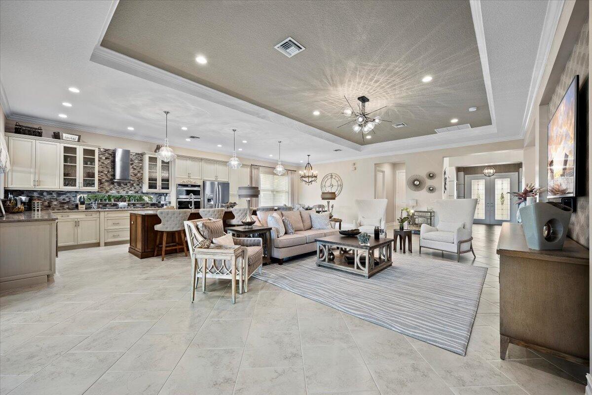 208 Lucia Jupiter, FL 33478