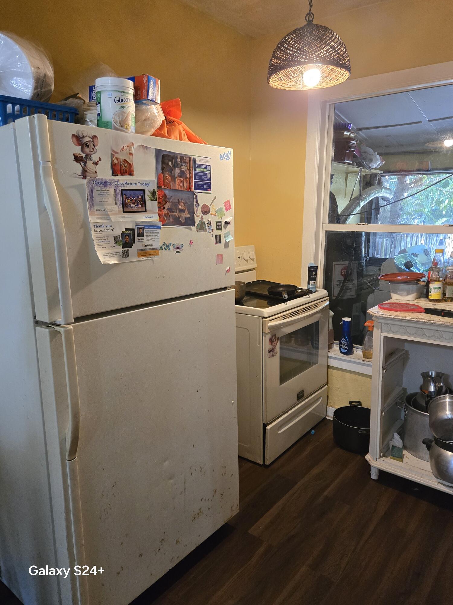 606 S Pine Lake Worth, FL 33460