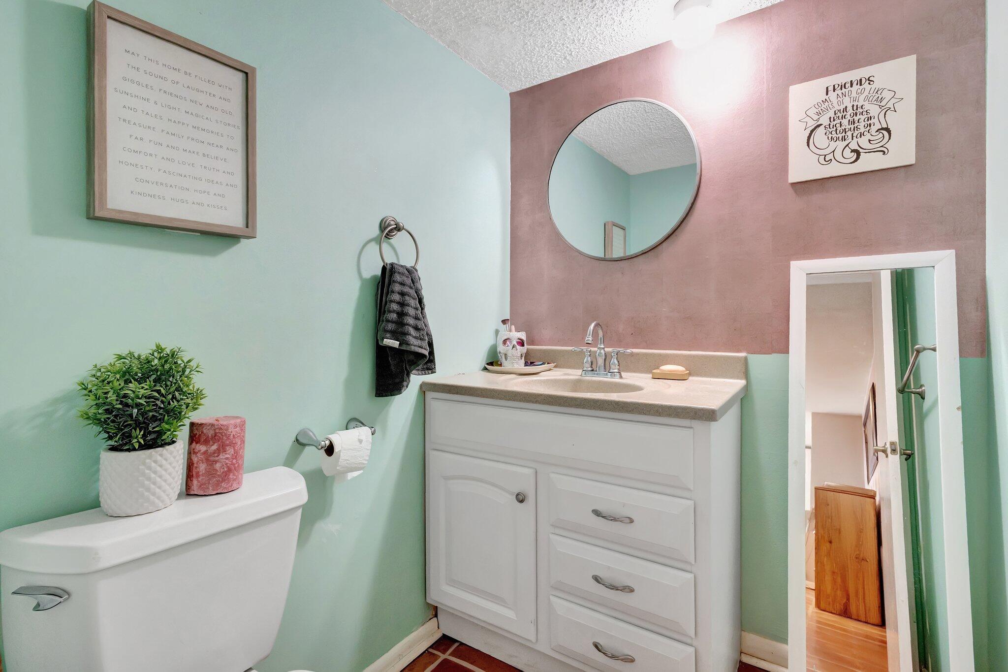 1586 Shaker Wellington, FL 33414