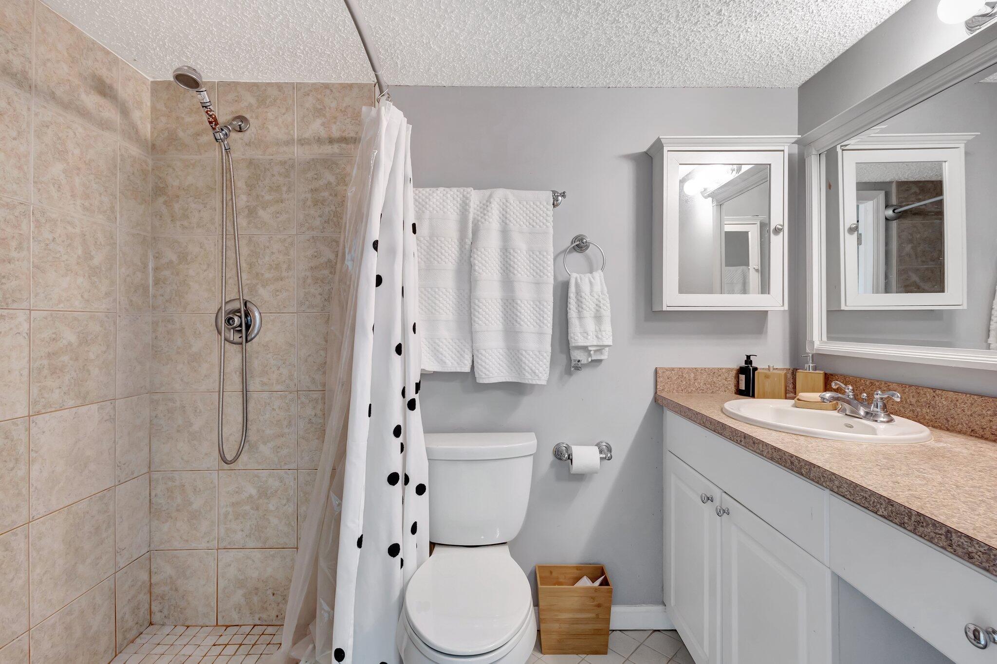 1586 Shaker Wellington, FL 33414