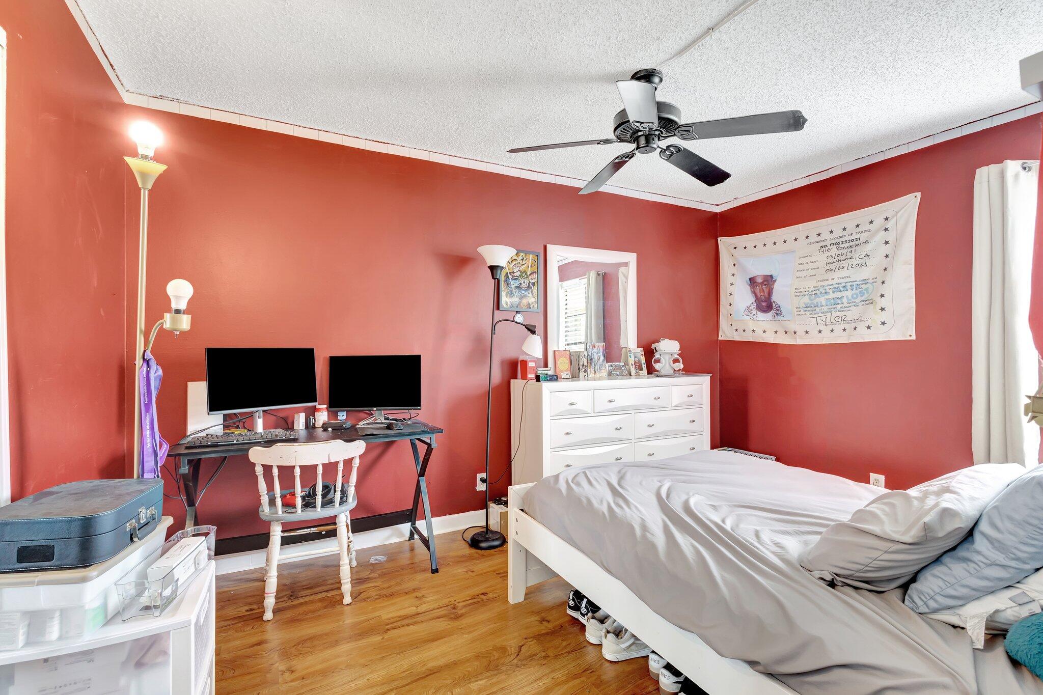 1586 Shaker Wellington, FL 33414