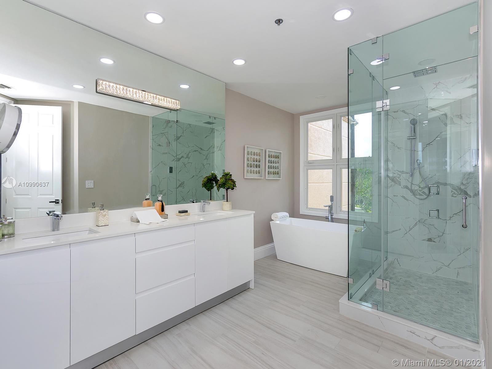 13647 Deering Bay Dr #111 Coral Gables, FL 33158