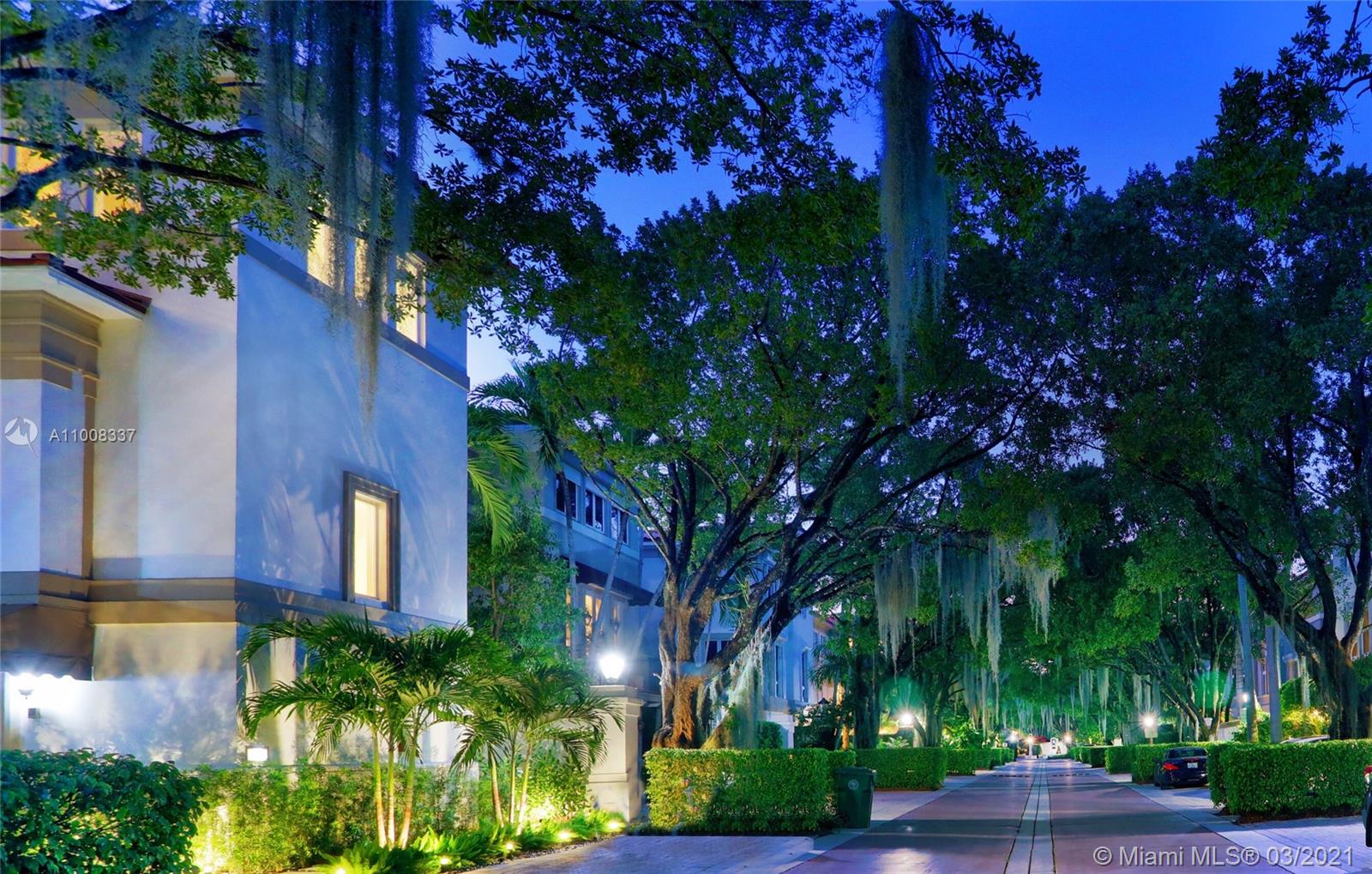 3520 Bayshore Villas Dr Miami, FL 33133