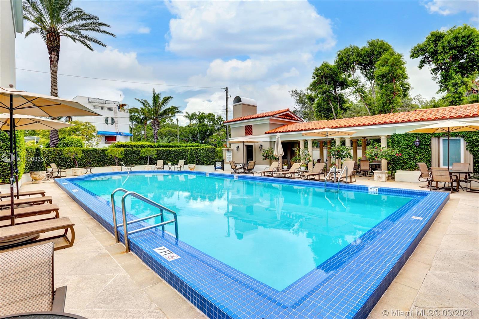 3520 Bayshore Villas Dr Miami, FL 33133