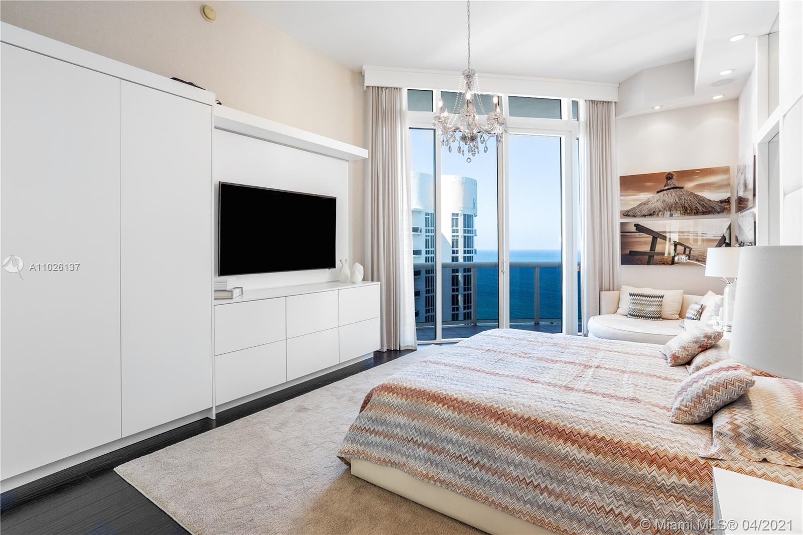 15901 Collins Ave #4204 Sunny Isles Beach, FL 33160